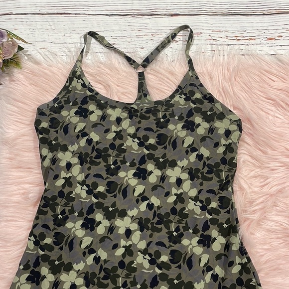 Outdoor Voices The Exercise Dress in Green Tea Tree Floral - Picture 7 of 11